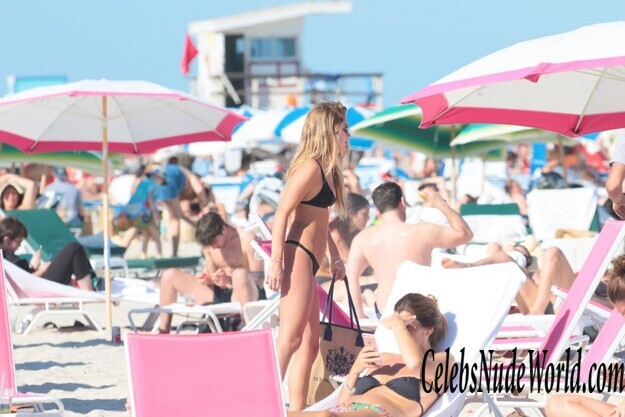 Madison Louch Sexy 122028