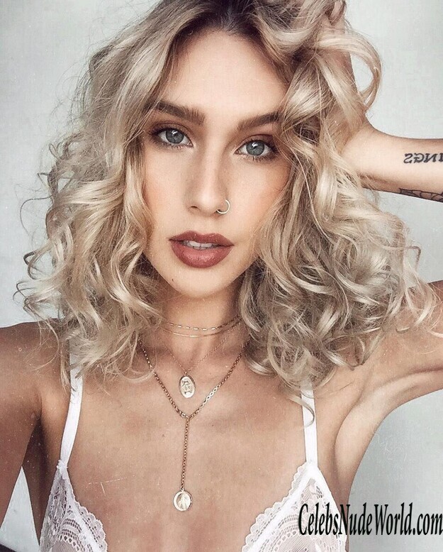 Maggie Keating Erotic 122352