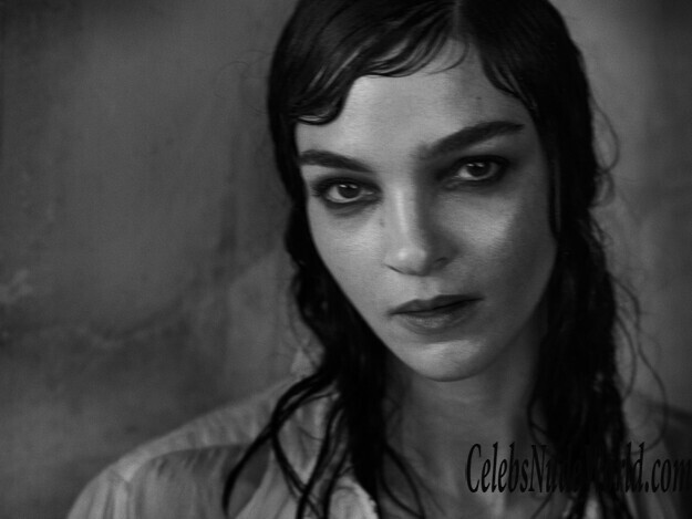 Mariacarla Boscono Topless 122404