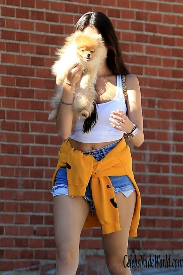 Madison Beer Cleavage 122622