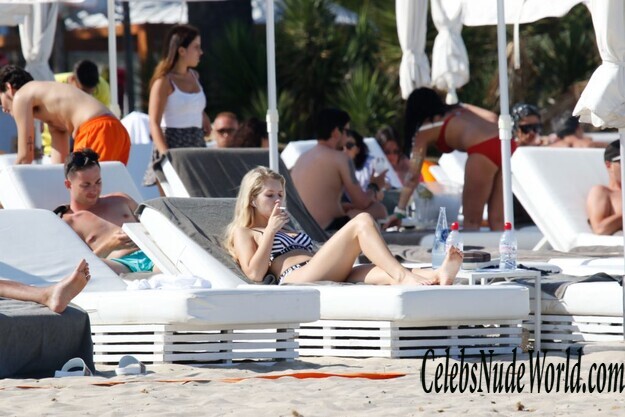 Lottie Moss Sexy 122729