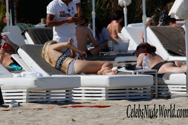 Lottie Moss Sexy 122747