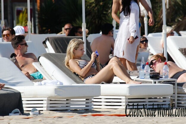 Lottie Moss Sexy 122750