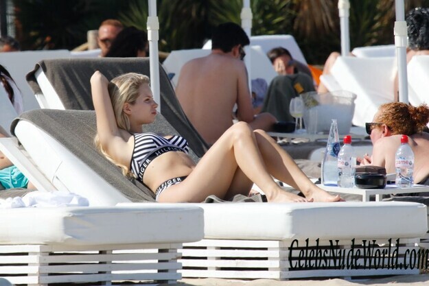 Lottie Moss Sexy 122757