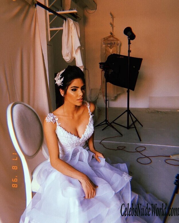 Melanie Bello Vallejos Sexy 122857