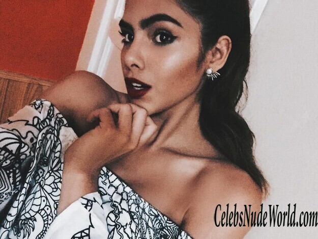 Melanie Bello Vallejos Sexy 122889