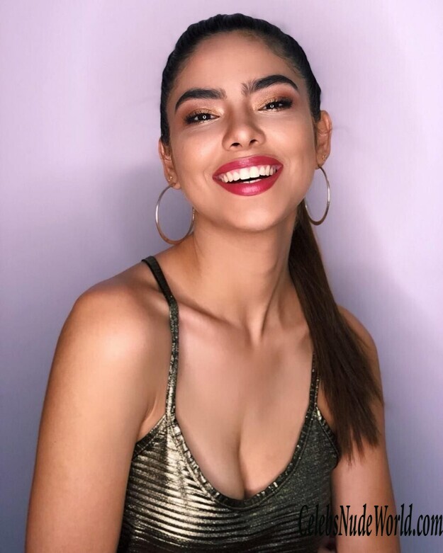 Melanie Bello Vallejos Sexy 122905