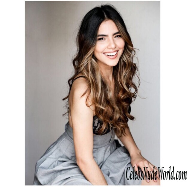 Melanie Bello Vallejos Sexy 122911