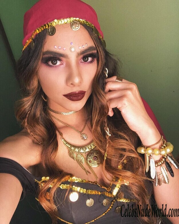 Melanie Bello Vallejos Sexy 122941