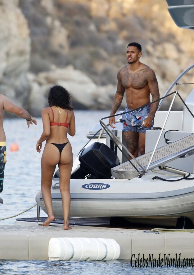 Leigh Anne Pinnock Sexy 123002