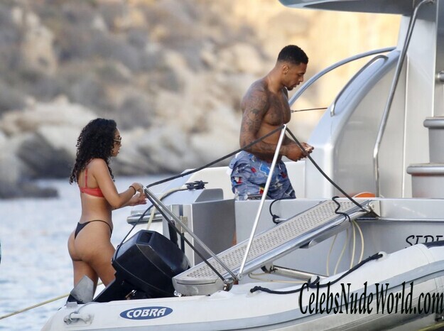 Leigh Anne Pinnock Sexy 123007