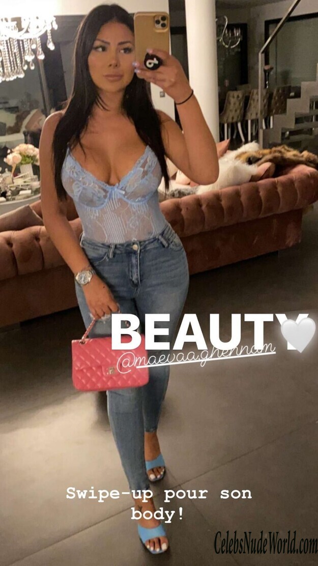 Maeva Ghennam Sexy 123051