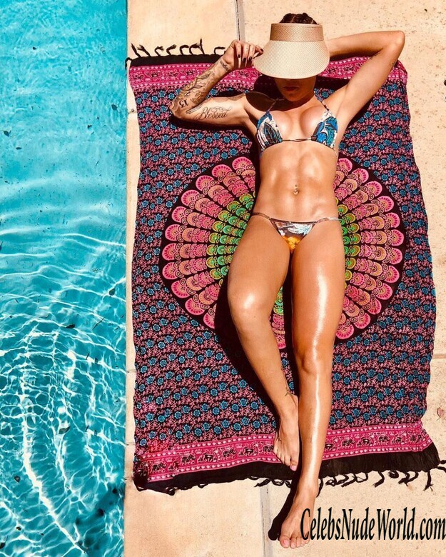 Leticia Bufoni Hot 123423