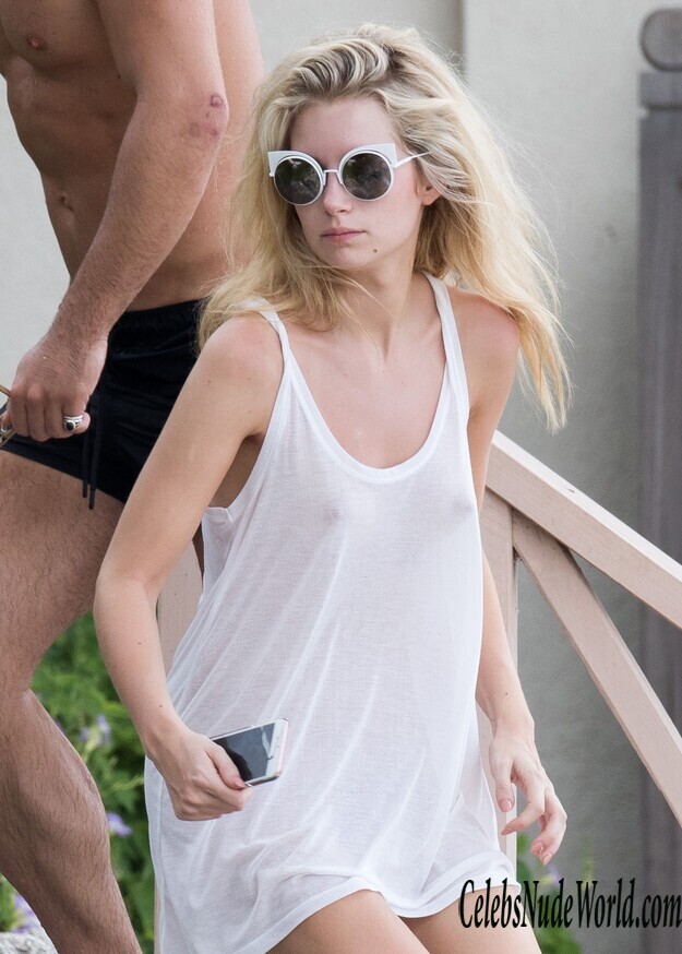 See Through Photos of Lottie Moss 124525