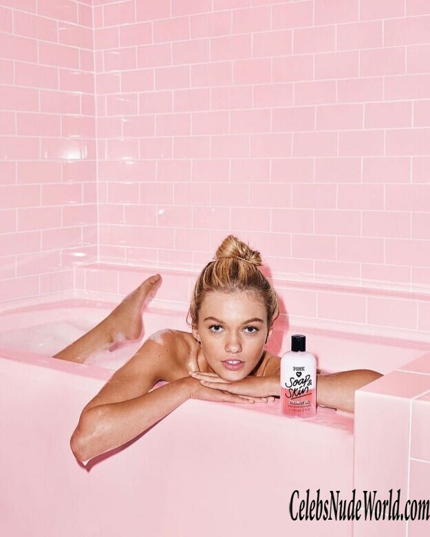 Maggie Laine Sexy 125034