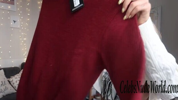 Meggan Grubb Nip Slip 125251