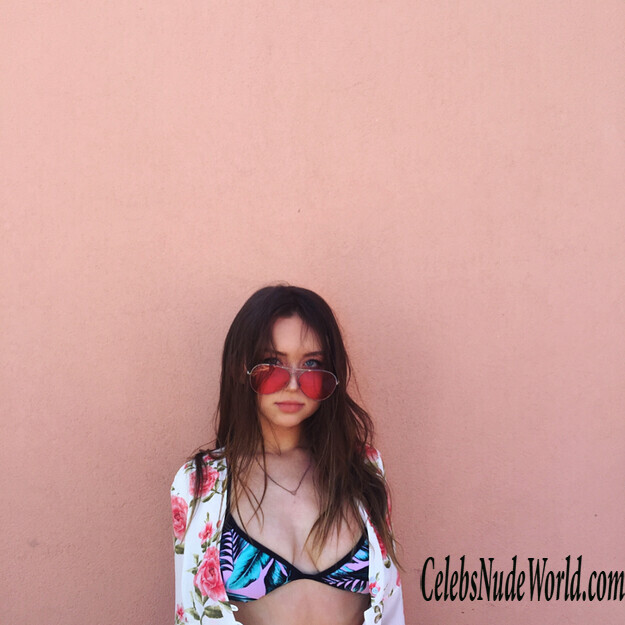 Megan Frey Bikini 125319