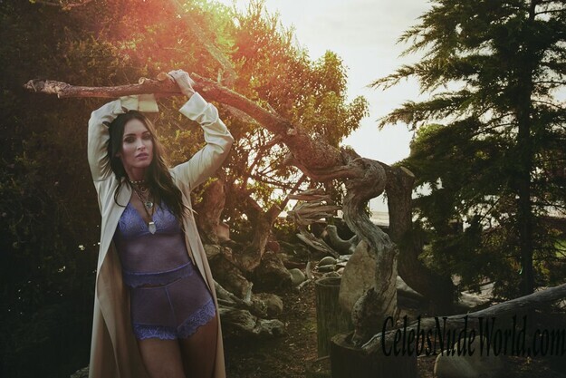 Megan Fox Sexy 125757