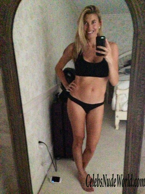 Watch Lindsay Clubine on erotic photos 125794