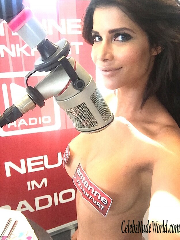 Naked Photos of Micaela Schäfer 126144