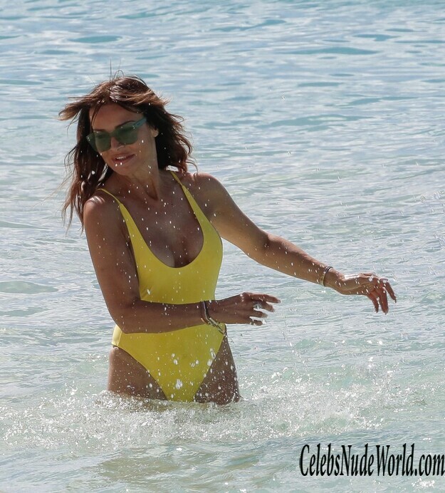 Lizzie Cundy Sexy 126421