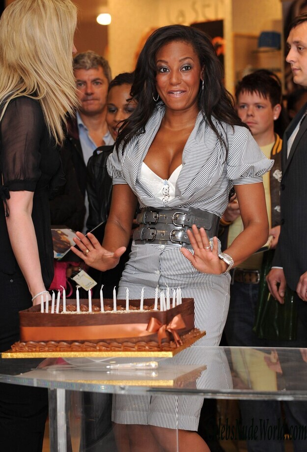 Melanie Brown Erotic 126655