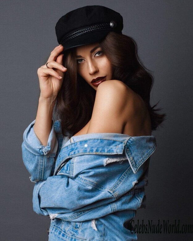 Mariya Tabak Nude 126929