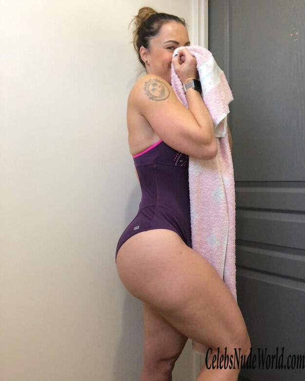 Linda Durbesson Sexy 127013