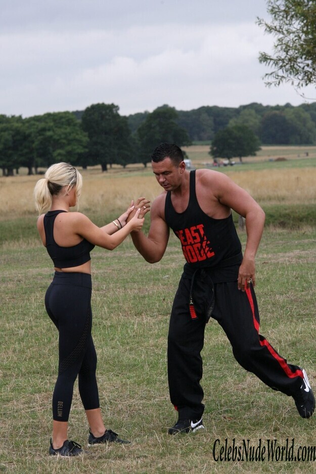 Megan Barton Hanson Sexy 127380