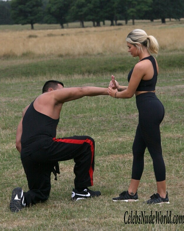 Megan Barton Hanson Sexy 127385