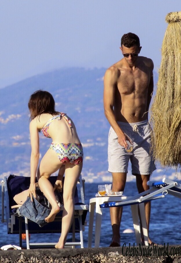 Lily Collins Bikini 127531