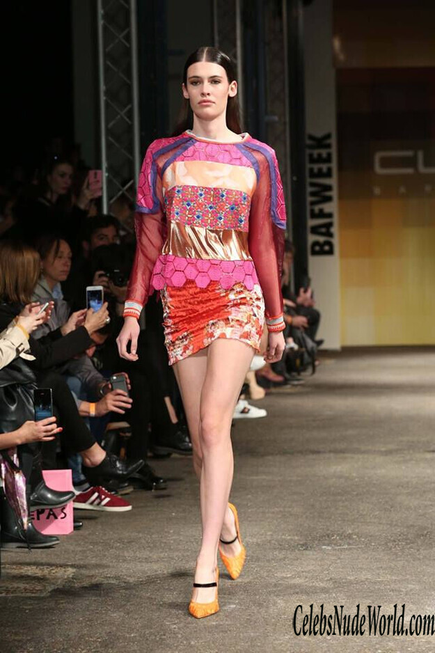 Mia Quinn Erotic 127614