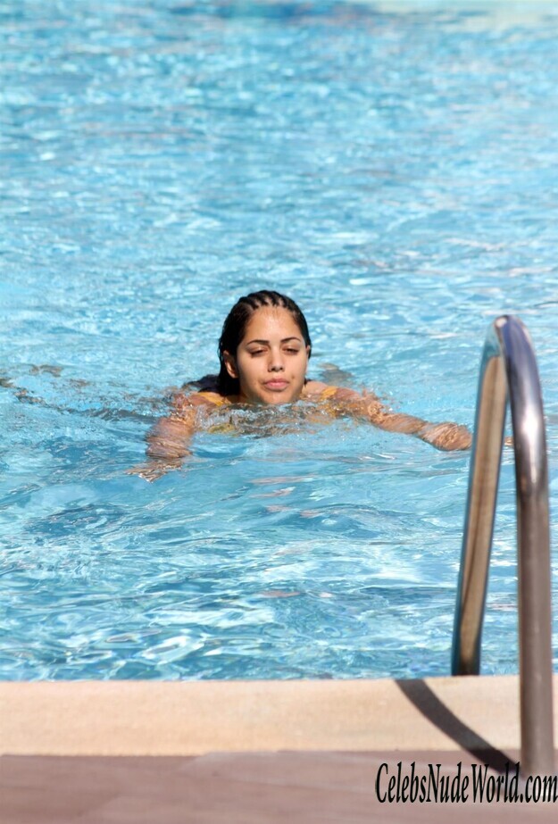 Malin Andersson Swimsuit 127714