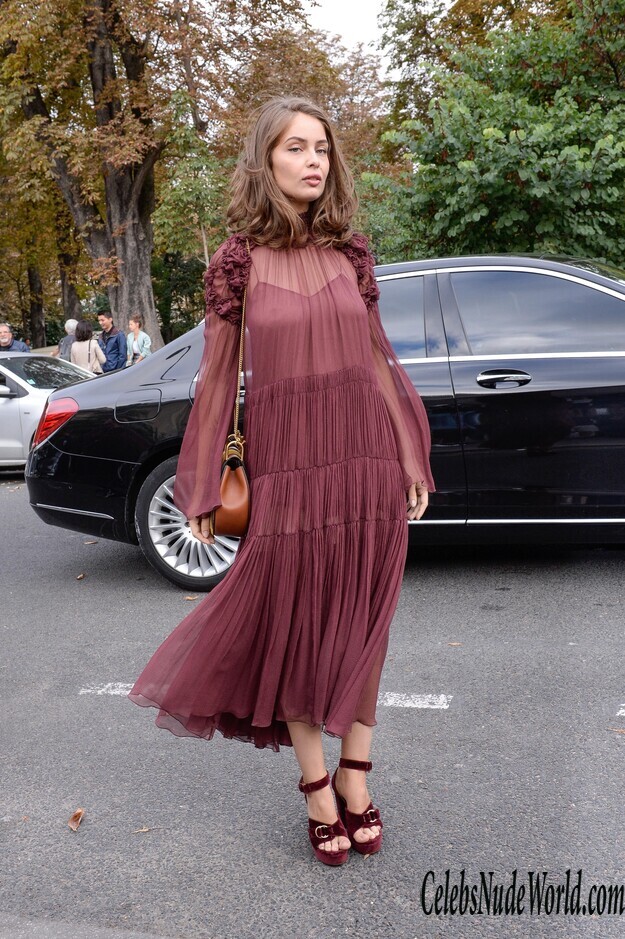 Marie Ange Casta See Through Photos 127745