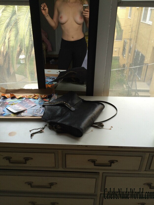 Nasty Leven Rambin leaked nudes 127751