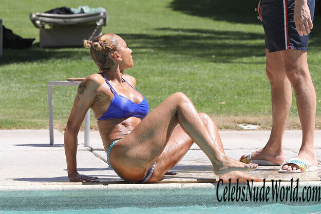 Melanie Brown Sexy 127815