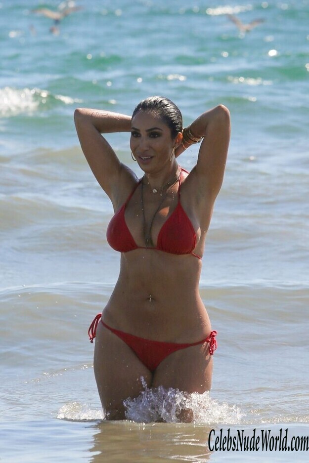 Liana Mendoza Sexy 128027