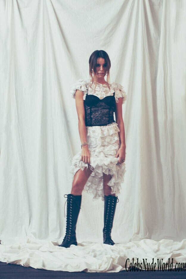 Madison Reed Topless 128380