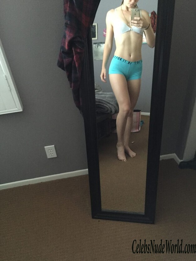 Mackenzie Lintz Leaked 128446