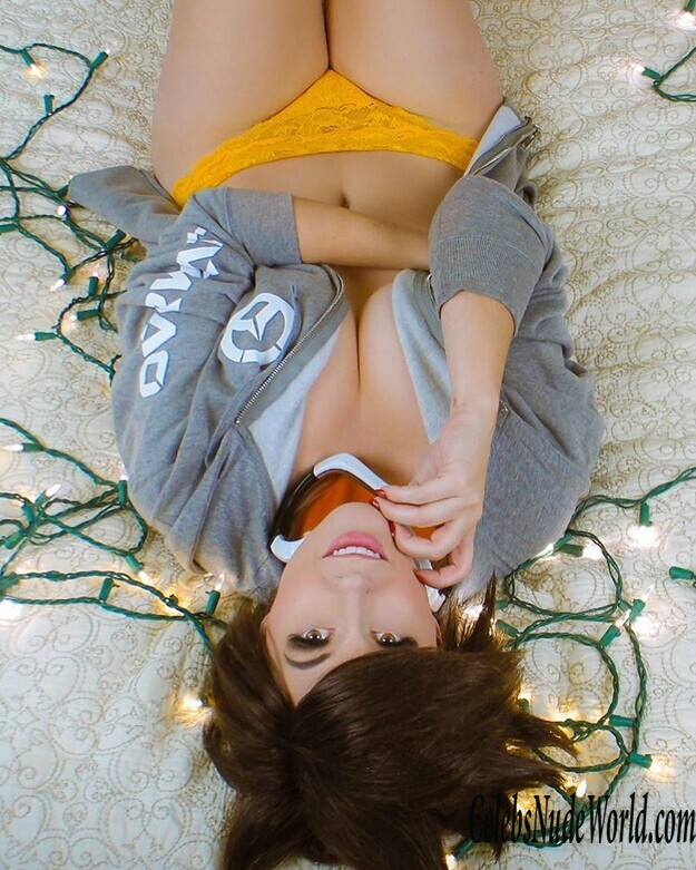 Sexy Photos of Meg Turney 128948