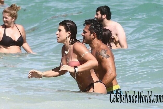 Macarena Velez Montoya Bikini 129715