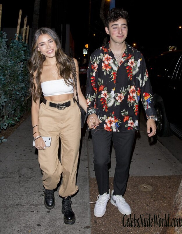 Madison Beer Sexy 130101