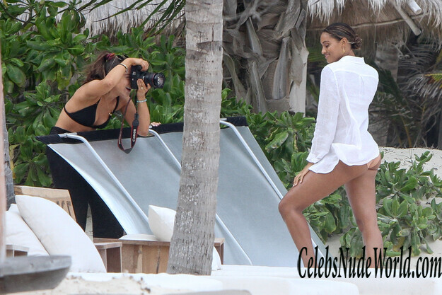 Tess Jantschek, Nonny Mulholland, Natasha Oakley, Devin Brugman, McKenna Berkley Erotic 130161