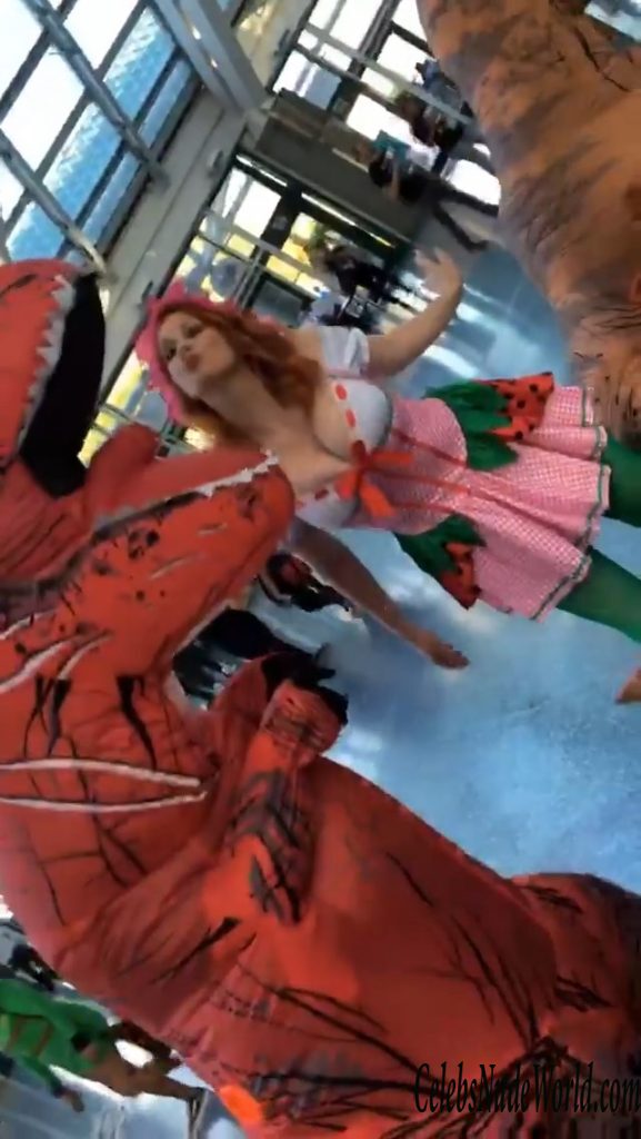 Maitland Ward Sexy 130261