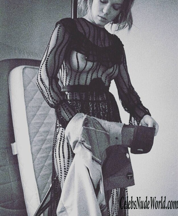 See Through pics of Lea Seydoux 130714