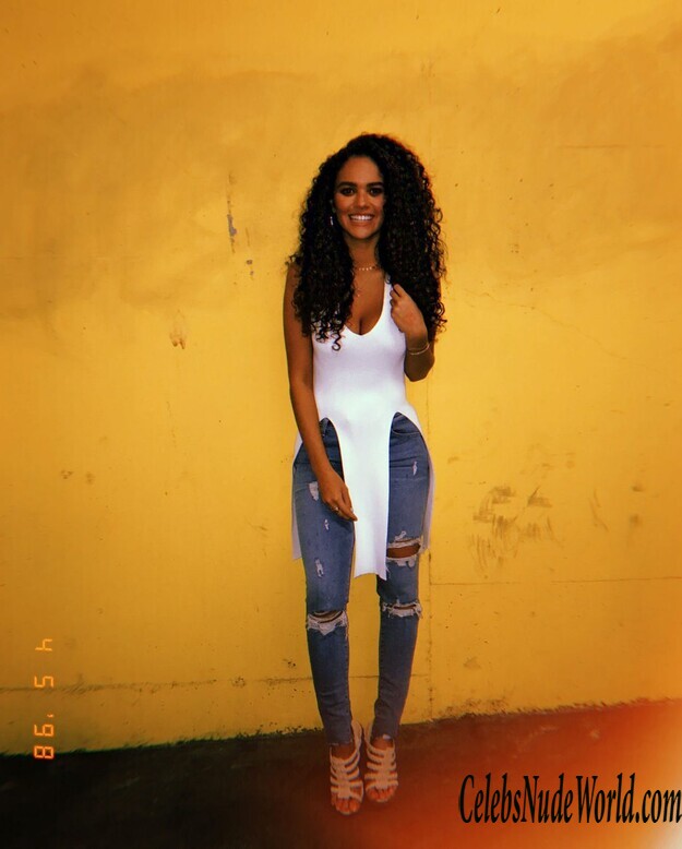 Madison Pettis Sexy 131430