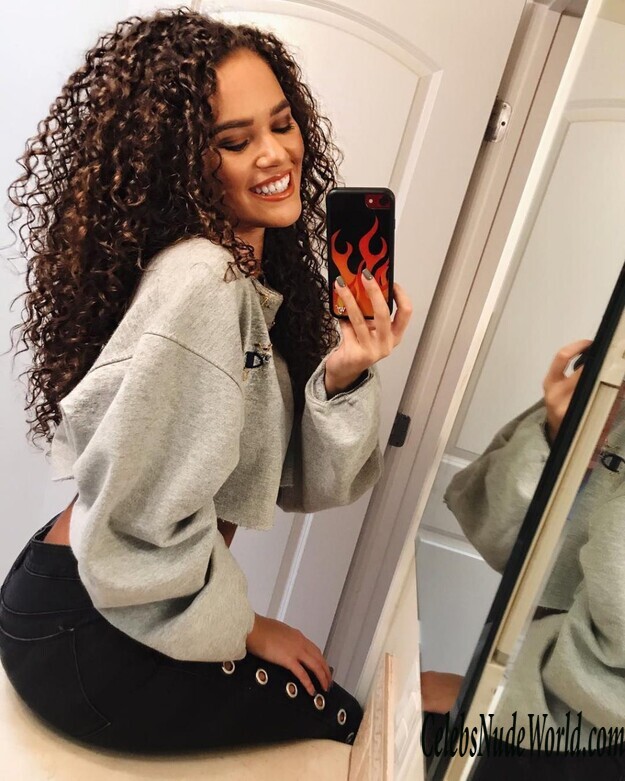 Madison Pettis Sexy 131448