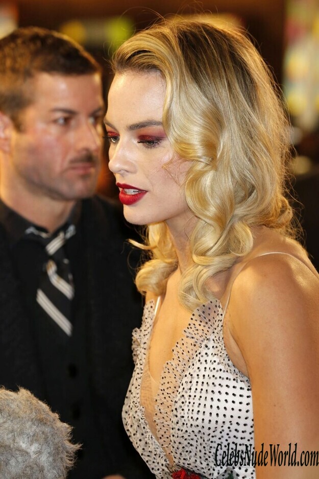 Margot Robbie Sexy 132387