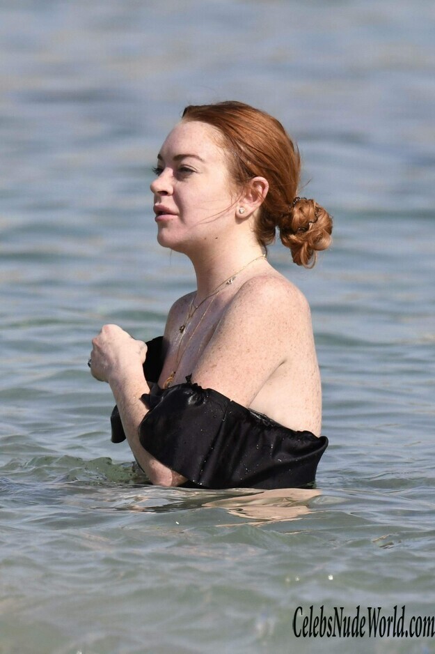 Lindsay Lohan Sexy 132739