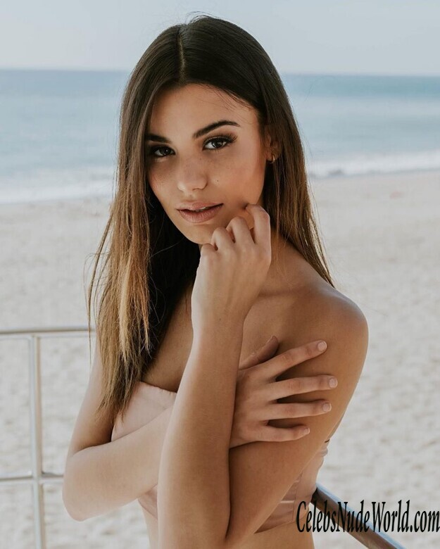 Madison Reed Sexy 132797